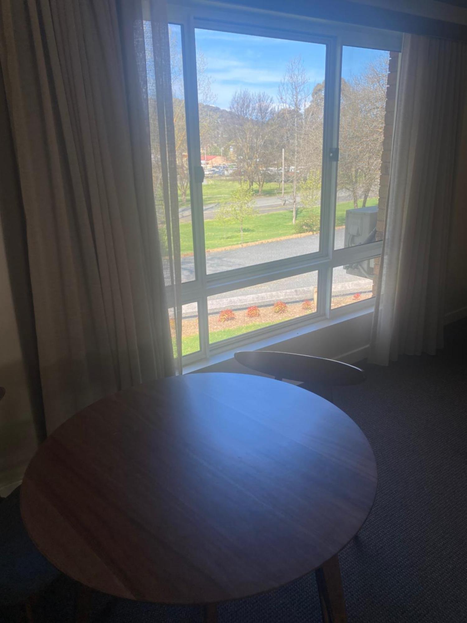 Tumbarumba Motel & Elms Restaurant Екстер'єр фото