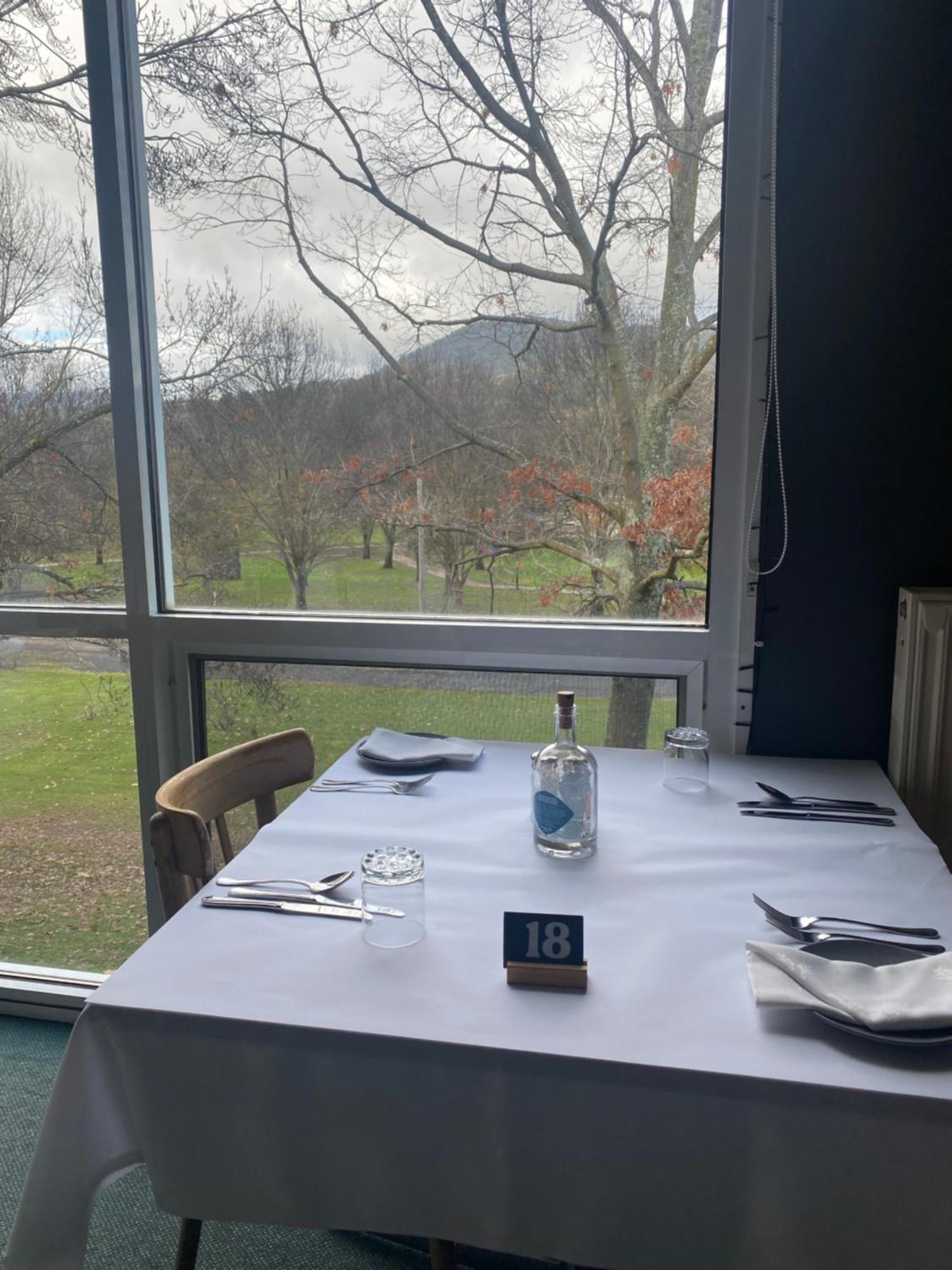 Tumbarumba Motel & Elms Restaurant Екстер'єр фото